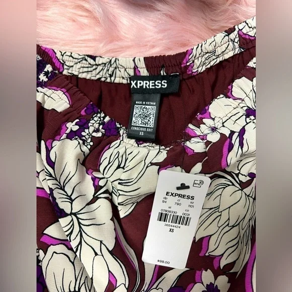 NWT Express Sz XS Floral Off The Shoulder Tie Waist Ruffle Romper - Picture 5 of 7